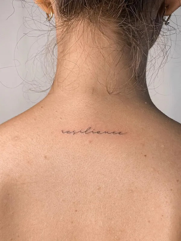 female black fineline татуировка на back of neck #47546 | Тату мастер Алиса Эйсмонт