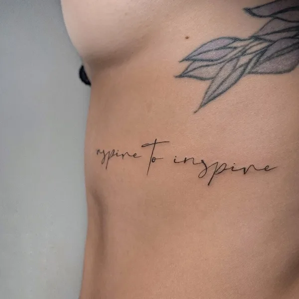 Минимализм tattoo by Алиса Эйсмонт in Воронеж