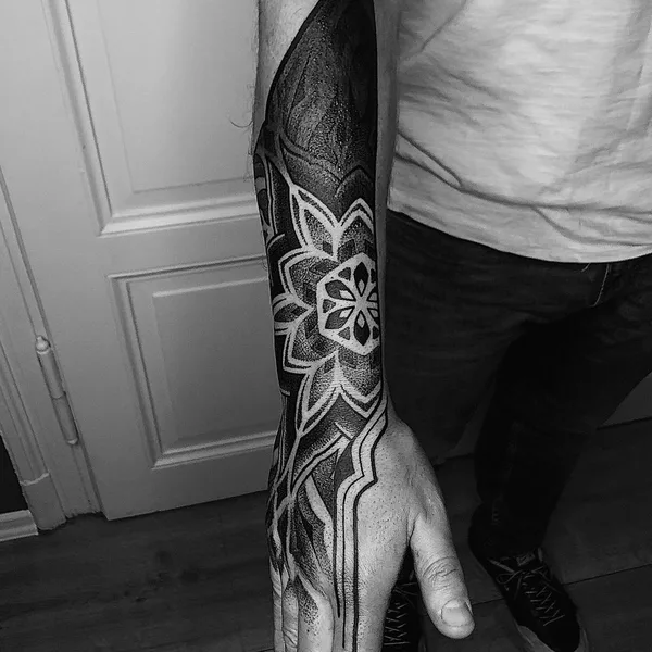 Ornamental tattoo by Ksenia @nayantara.tattoo in Сочи