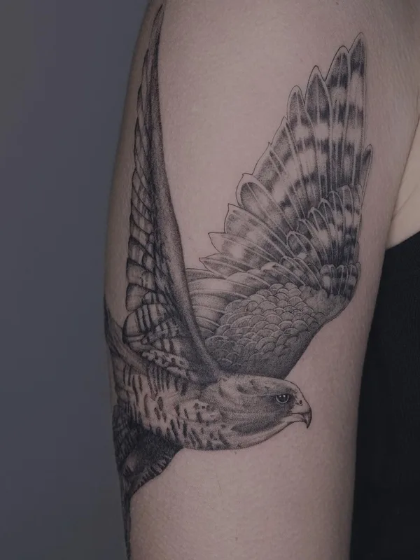 black and grey realism татуировка на upper arm #51654 | Тату мастер Анна Тамери
