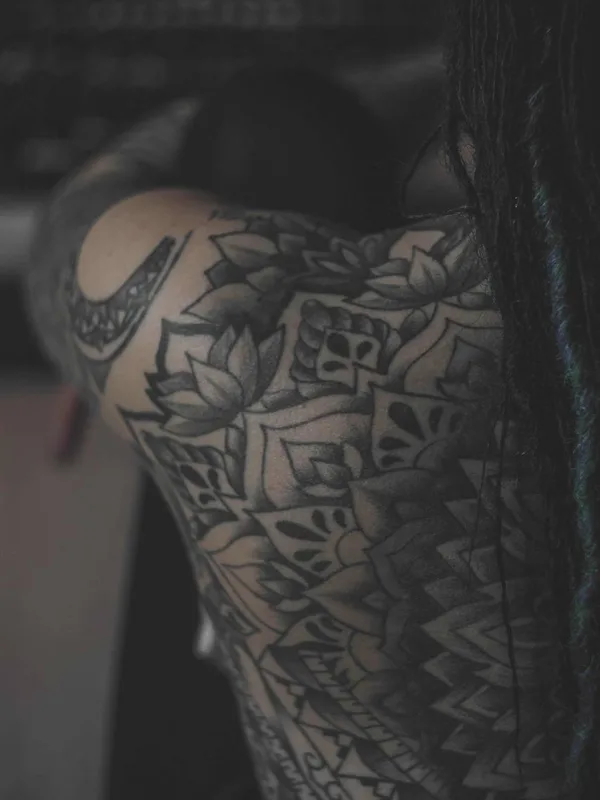 black and grey blackwork татуировка на shoulder #66913 | Тату мастер Смирнов Сергей