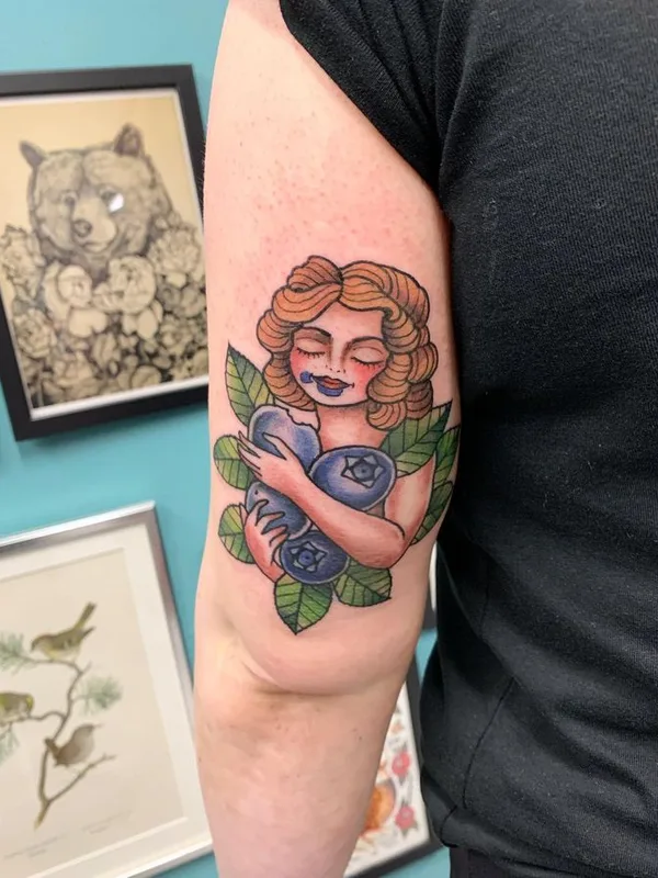 female color neo traditional tattoo on upper arm #66974 | Tattoo Artist Outi Vihlman