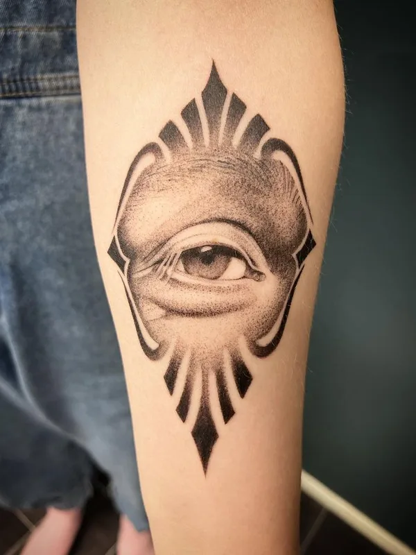 black and grey black and grey Tatuagem em forearm #66987 | Tatuador Suvi of Tear Garden