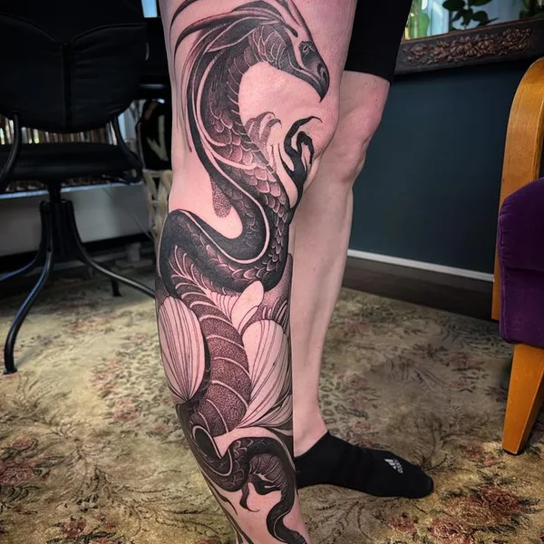 Graphic tattoo by Suvi of Tear Garden