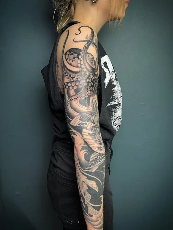 female black and grey japanese Tatuagem em full sleeve #66989 | Tatuador Suvi of Tear Garden