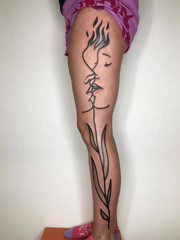 black linework татуировка на thigh #31750 | Тату мастер Brit Abad