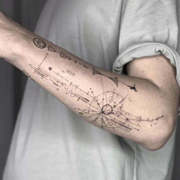 Geometric tattoo by Arie in Kuta