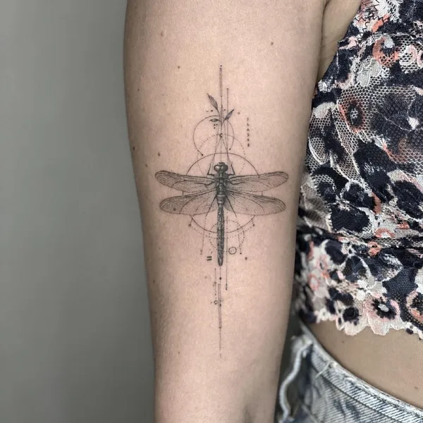 Geometric tattoo by Arie in Kuta