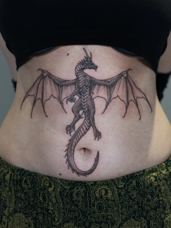female black linework tatuaje en stomach #58488 | Tatuador Intat