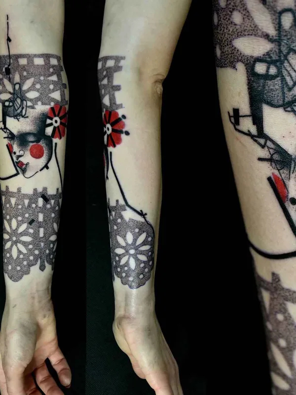 black and grey blackwork 타투 부위 forearm #13016 | 타투이스트 Katarzyna Krutak