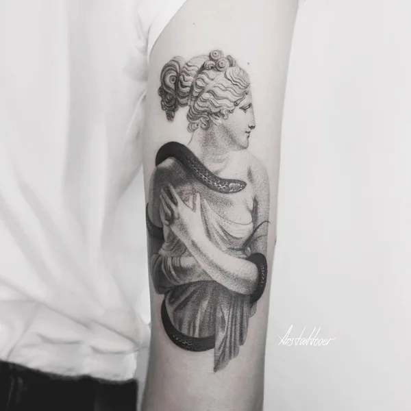 Graphic tattoo by Александр Арисов in Saint Petersburg