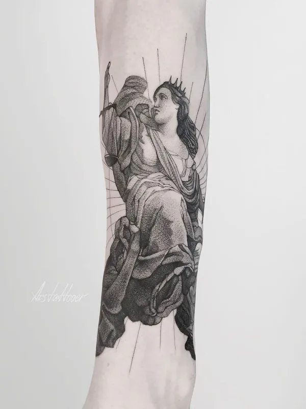 black and grey black and grey tatuaje en forearm #43077 | Tatuador Александр Арисов