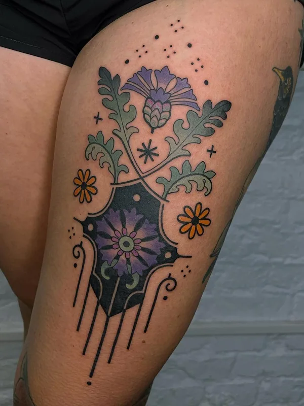 color ornamental татуировка на thigh #60744 | Тату мастер Katharina Eckert (@mo_kathi)