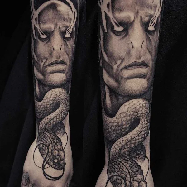Dotwork tattoo by Rob Borbas in Budapest