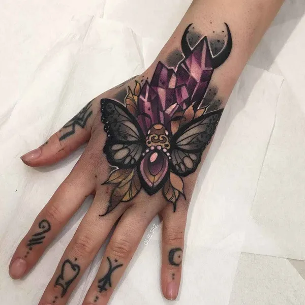 Neo Traditional tattoo by Olie Siiz in Warszawa