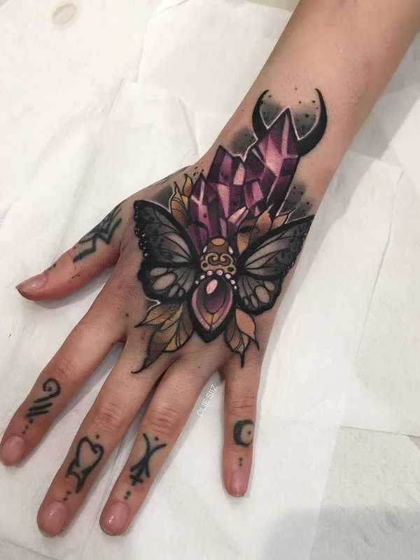 Neo Traditional tattoo by Olie Siiz in Warszawa