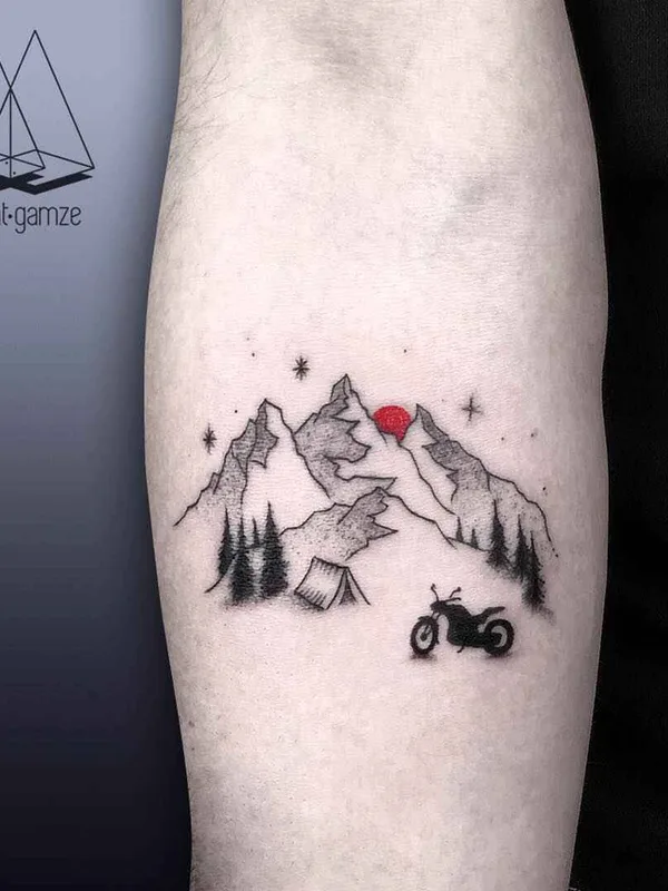 black and grey linework tatuaje en forearm #10250 | Tatuador Mentat Gamze