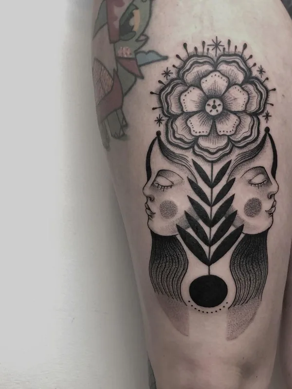 female black and grey linework татуировка на thigh #47705 | Тату мастер Jessi