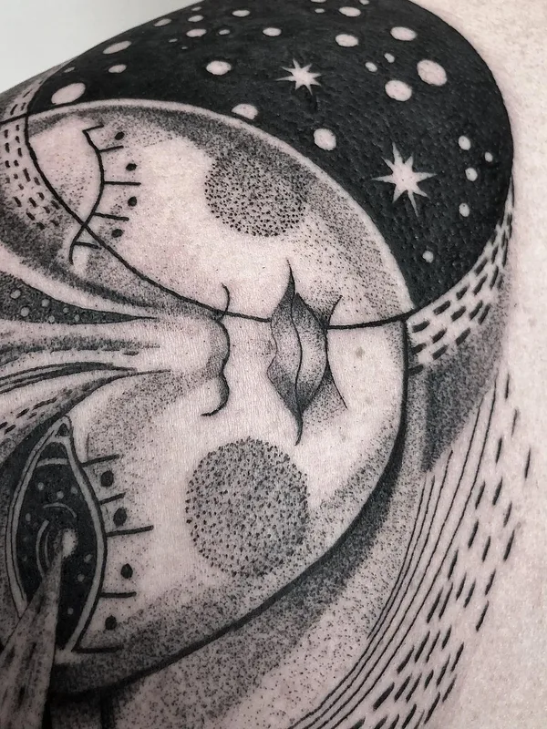 black blackwork татуировка на shoulder #47704 | Тату мастер Jessi