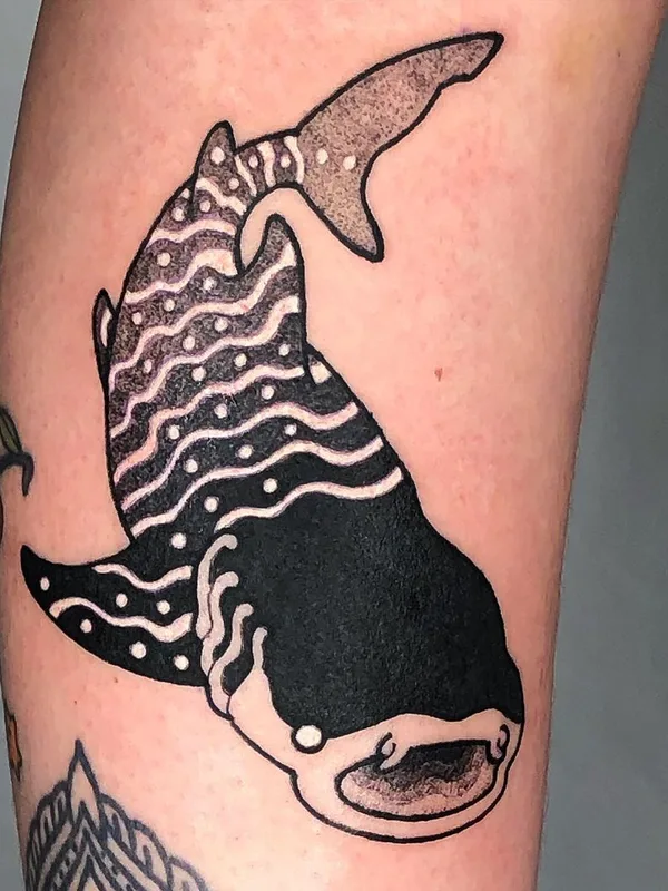 black blackwork Tatuaggio su calf #47744 | Tatuatore Zox Volkov