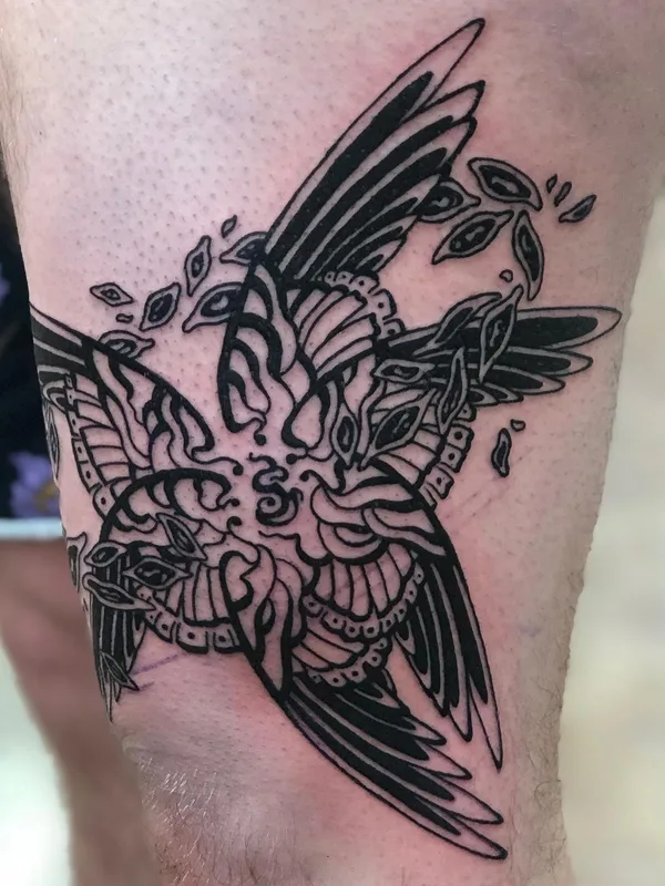 black blackwork Tatuaggio su thigh #47738 | Tatuatore Zox Volkov