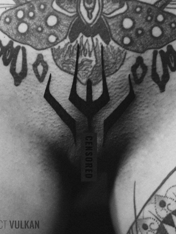 black and grey blackwork татуировка на stomach #28488 | Тату мастер Project Vulkan