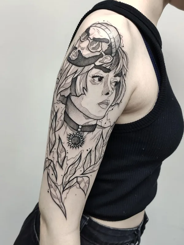 female black and grey sketch Tatuaggio su upper arm #51759 | Tatuatore Илья Сергеев