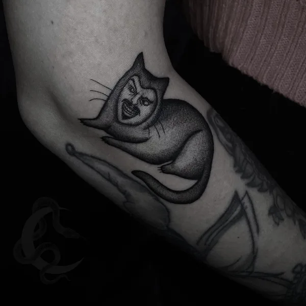 Graphic tattoo by Cathrin Ives in Сочи