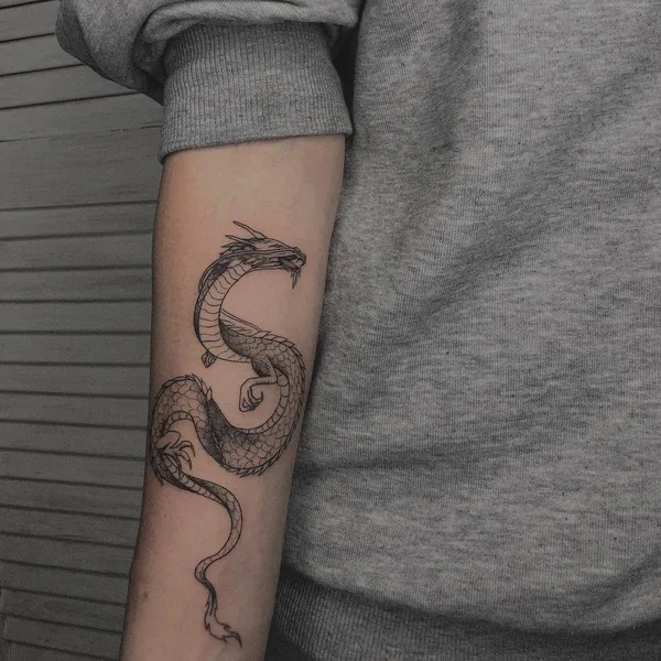 Graphic tattoo by Елизавета Стрельцова in Сочи