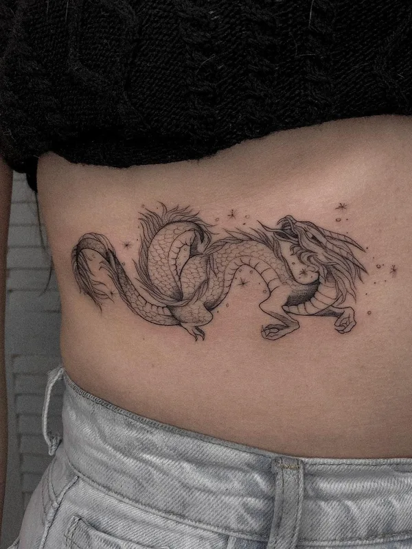 female black linework Tatuaggio su side #51840 | Tatuatore Елизавета Стрельцова
