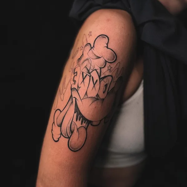 Graphic tattoo by Макс @meow.tattooer in Сочи
