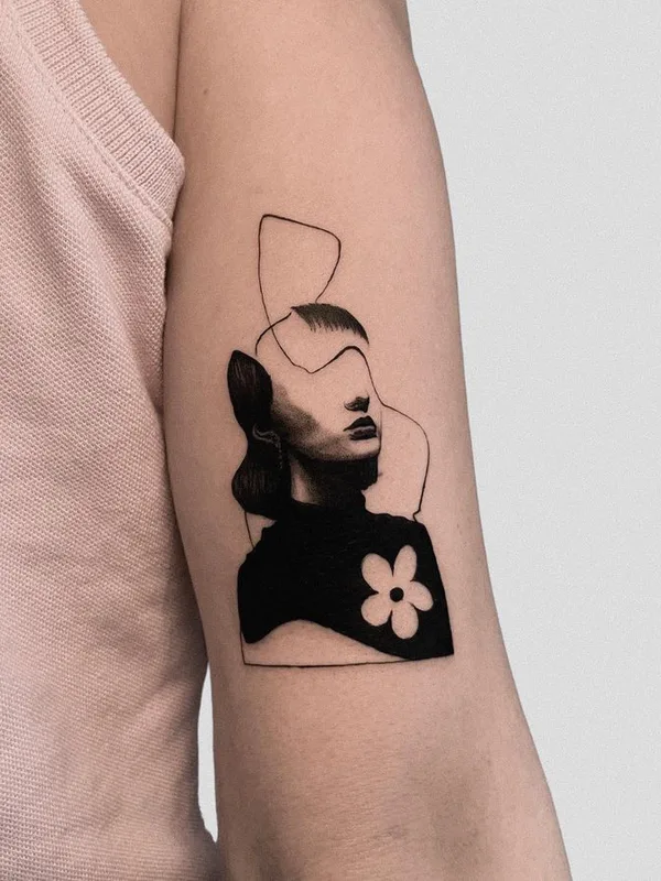female black and grey blackwork Tatuaggio su forearm #65308 | Tatuatore Claudia