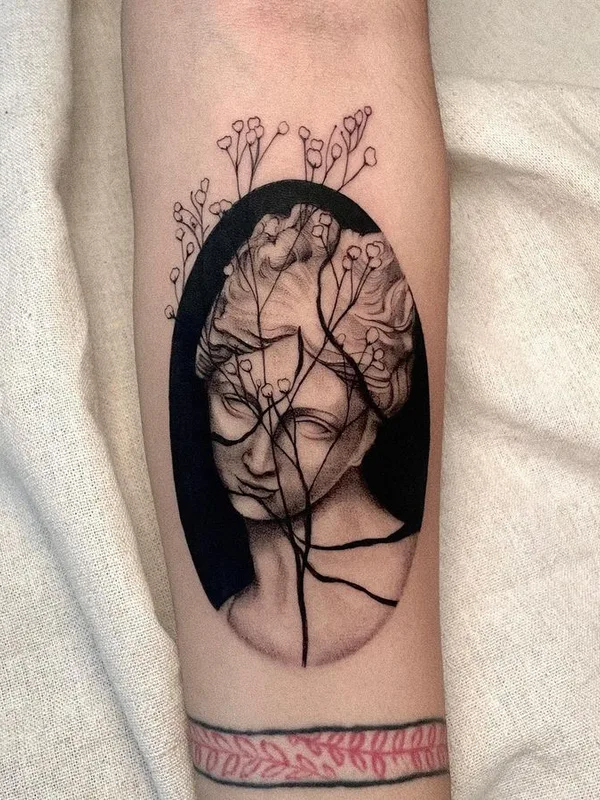 black and grey black and grey Tatuaggio su forearm #65310 | Tatuatore Claudia