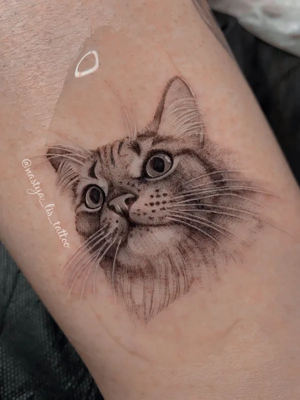 black and grey realism Tatuagem em forearm #57191 | Tatuador Настя Лис