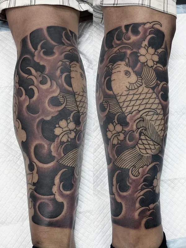 black and grey japanese 纹身 在 calf #57240 | 纹身师 Declan Sweeney