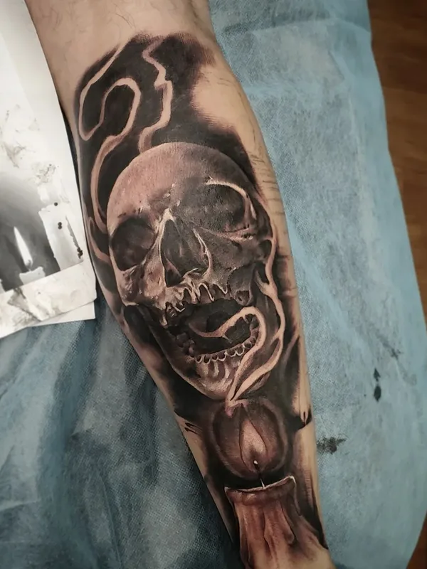black and grey black and grey Tatuaggio su forearm #57271 | Tatuatore Danny Bayron