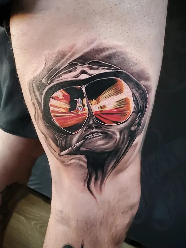 color realism Tatuaggio su thigh #57268 | Tatuatore Danny Bayron