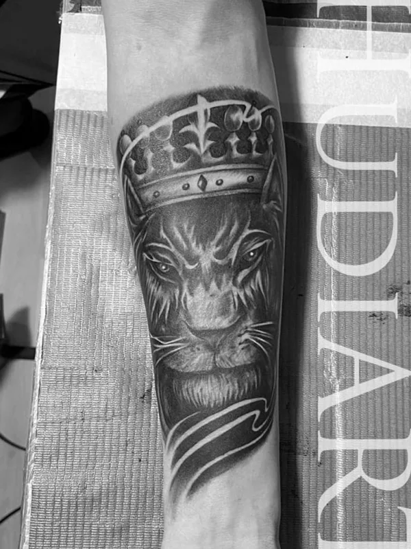 black and grey realism татуировка на forearm #37854 | Тату мастер HudiART
