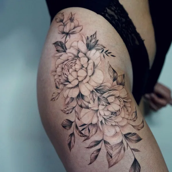 Fine Line tattoo by Daira Pukite in Oslo