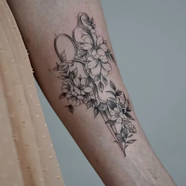 Fine Line tattoo by Daira Pukite in Oslo