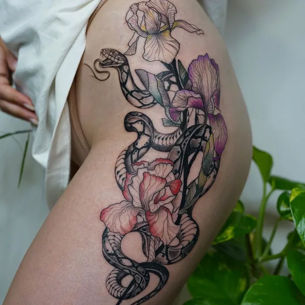 Fine Line tattoo by Daira Pukite in Oslo