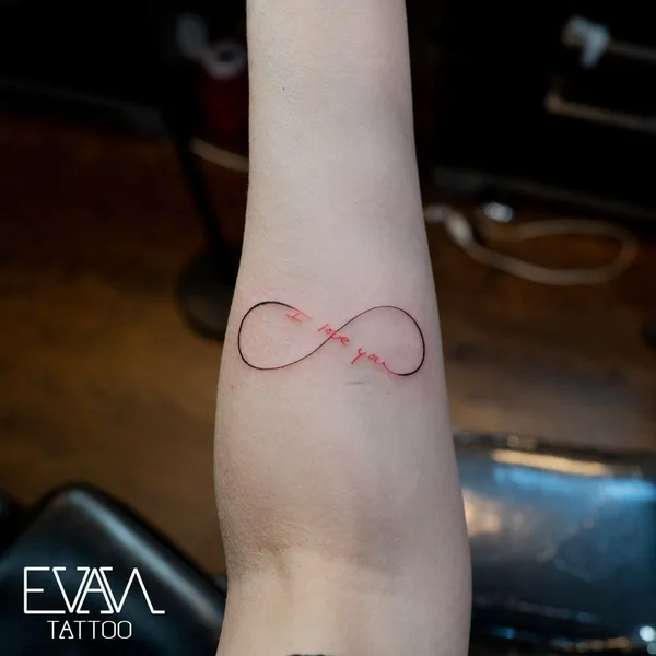 Minimalism tattoo by Evan Kim in New York City