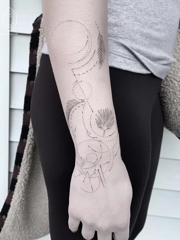 female black linework татуировка на forearm #43267 | Тату мастер Bicem Sinik