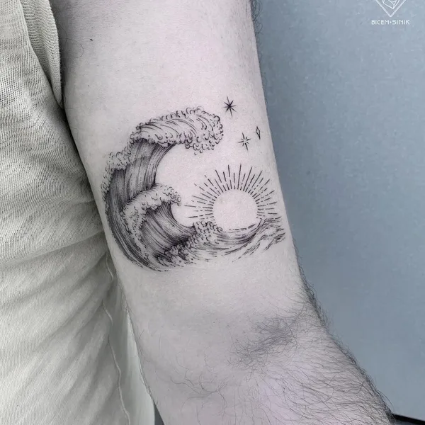 Linework tattoo by Bicem Sinik in New York City
