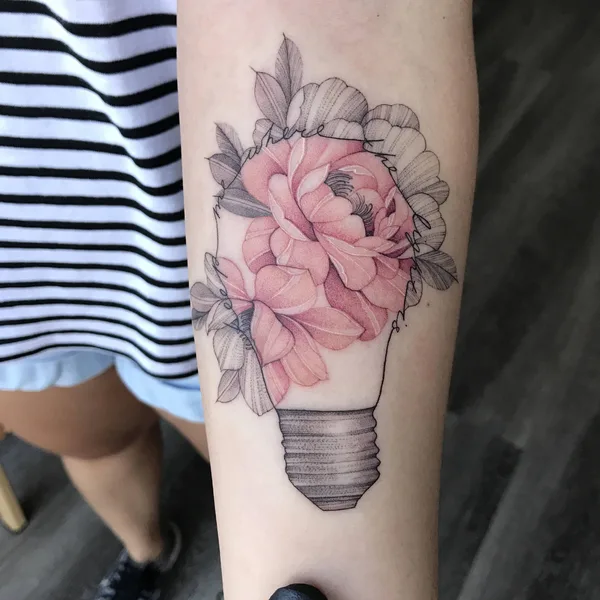 Graphic tattoo by Екатерина Nora Ink Алексеева in Los Angeles