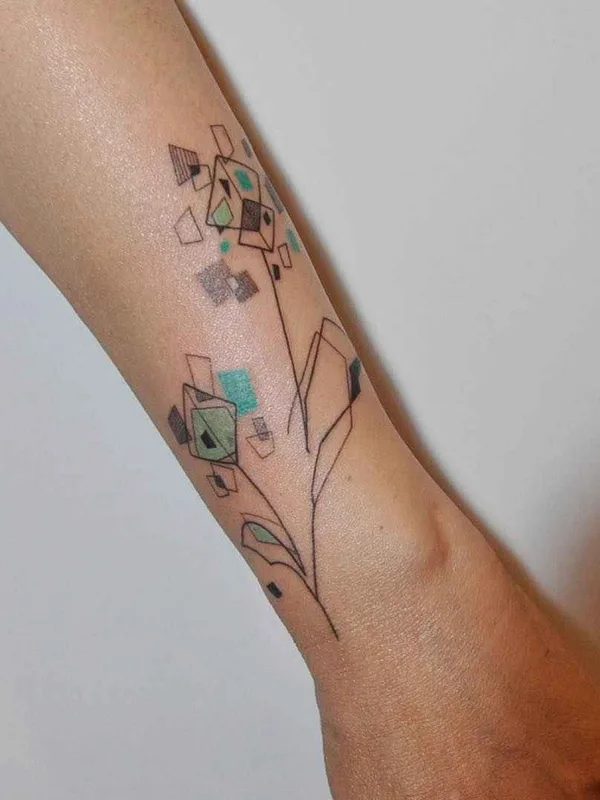 female color geometric tatouage sur forearm #10875 | Artiste tatoueur Hill