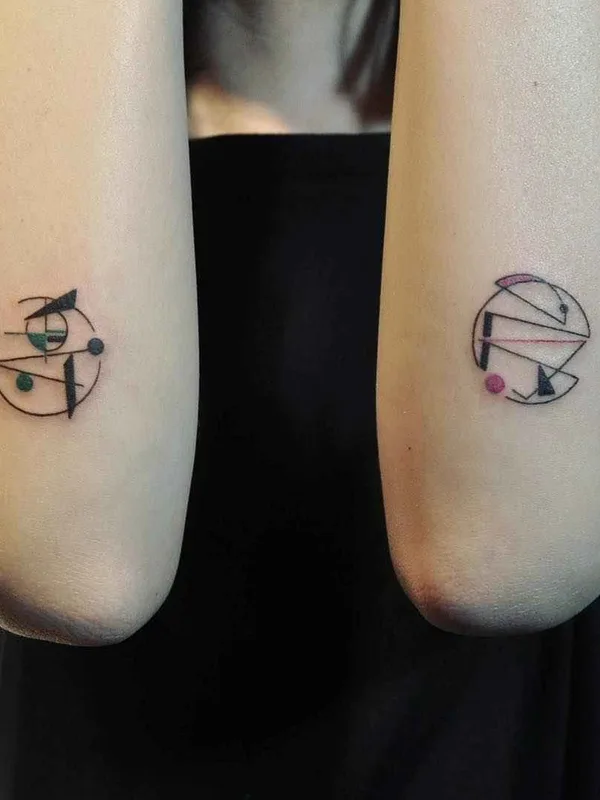 color abstract tatouage sur forearm #10874 | Artiste tatoueur Hill