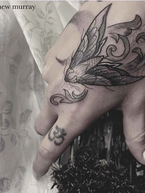 black and grey black and grey tatuaje en hand #10605 | Tatuador Matthew Murray