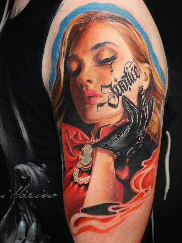 female color realism tattoo auf upper arm #17613 | Tätowierer Monica Marino