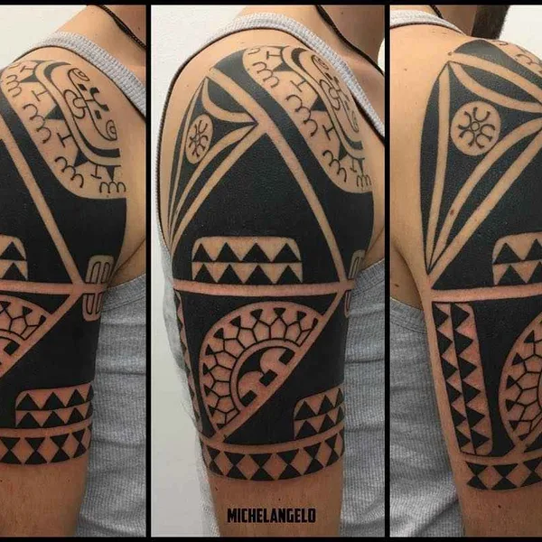 Трайбл tattoo by Michelangelo in Milano